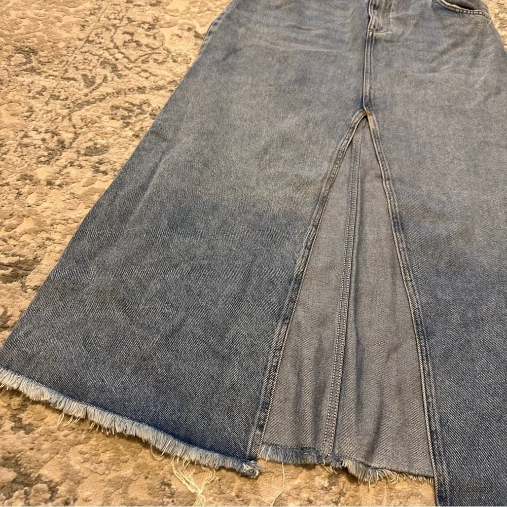 Anthropologie approximately 39 slit